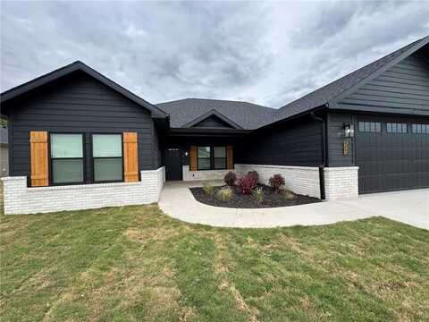 503 N EDGEWOOD Drive, Coffeyville, KS 67337