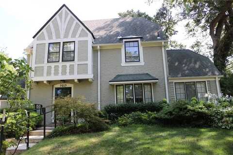 7019 Edgevale Road, Kansas City, MO 64113