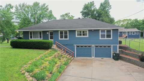 501 N Franklin Street, Spring Hill, KS 66083