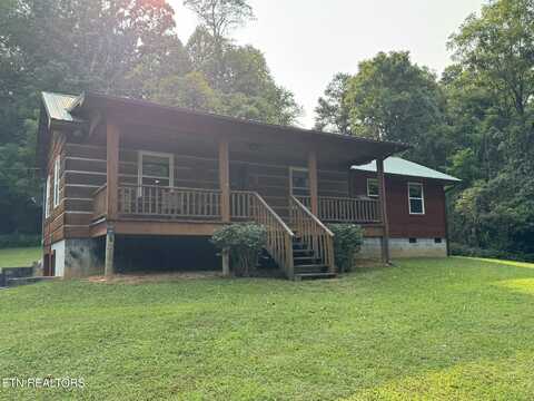 8202 WOOD Rd, Corryton, TN 37721