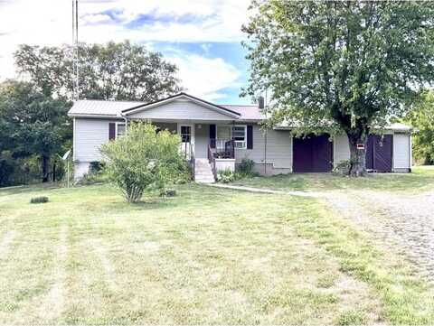 945 Harmons Lick Road, Crab Orchard, KY 40419