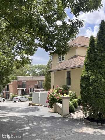 9 PRICE ST, BALA CYNWYD, PA 19004