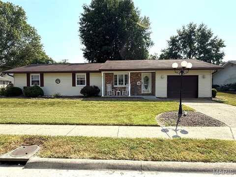 290 N Elm Street, Breese, IL 62230
