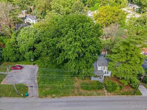 213 N Monroe Street, Lebanon, IL 62254