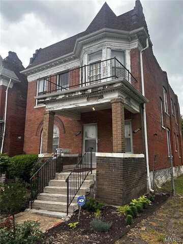 1327 Goodfellow Boulevard, Saint Louis, MO 63112