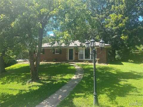 101 Westminster Drive, Collinsville, IL 62234
