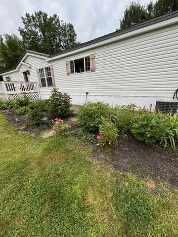 5,10,11 Country Lane, Kingfield, ME 04947