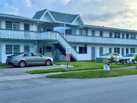52 NE 204th St, Miami Gardens, FL 33179
