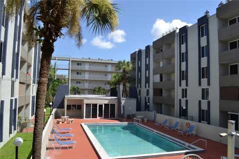 10000 NW 80th Ct, Hialeah Gardens, FL 33016