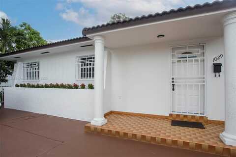 1027 NW 28th Ave, Miami, FL 33125