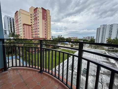 501 SW 1st St, Miami, FL 33130
