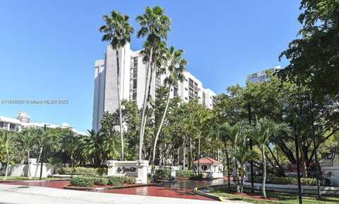 17021 N Bay Rd, Sunny Isles Beach, FL 33160
