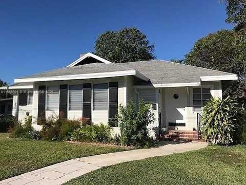 934 SW 8th Ct, Miami, FL 33130