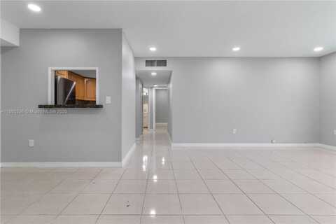 7953 SW 104th St, Miami, FL 33156