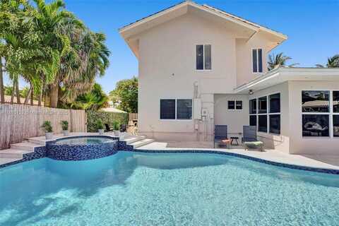3421 Dover Rd, Pompano Beach, FL 33062