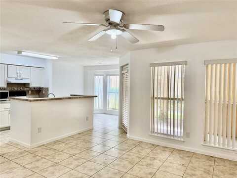 977 Riverside Dr, Coral Springs, FL 33071