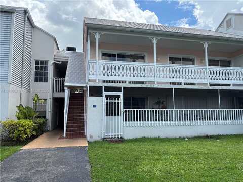 10421 Mahogany Key Cir, Miami, FL 33196