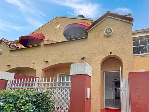 8515 NW 3rd Ln, Miami, FL 33126