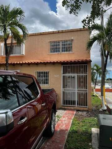 5625 W 17th Ave, Hialeah, FL 33012