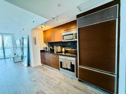 475 Brickell Ave, Miami, FL 33131