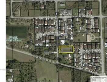 230 SW 118, Unincorporated Dade, FL 33170