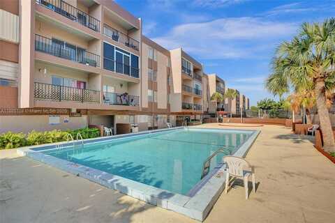 1900 W 68th St, Hialeah, FL 33014