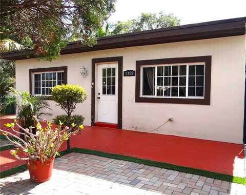 2158 NW 100th St, Miami, FL 33147