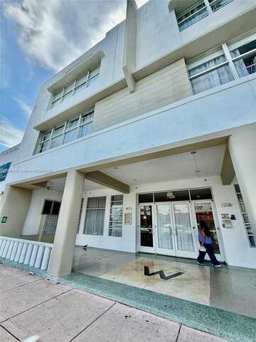 7326 Collins Ave, Miami Beach, FL 33141