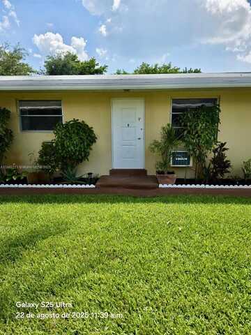 2241 Monroe St, Hollywood, FL 33020
