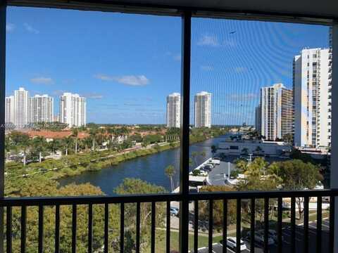 3475 N Country Club Dr, Aventura, FL 33180