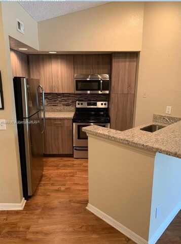 12510 Vista Isles Dr, Sunrise, FL 33325