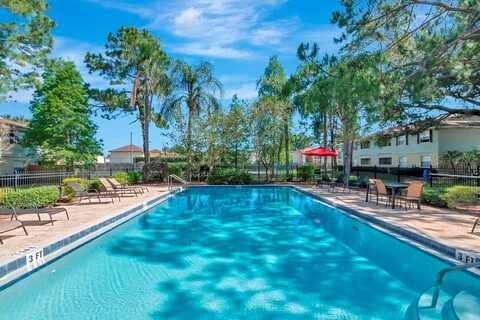 562 GOLDEN RAINTREE PLACE, BRANDON, FL 33510