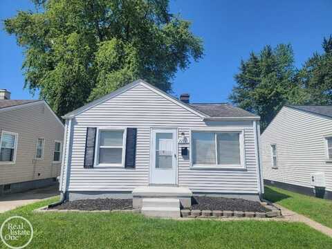 22811 Sharrow, Warren, MI 48089