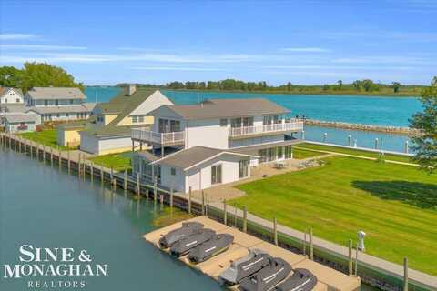 9675 S Channel, Harsens Island, MI 48028