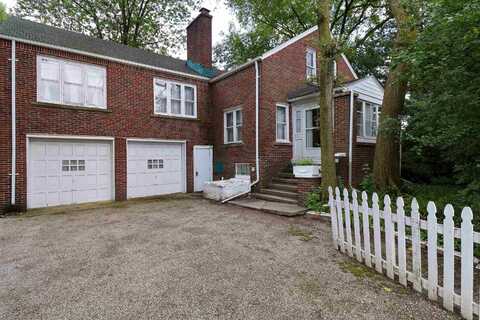 2656 E Big Beaver, Troy, MI 48083