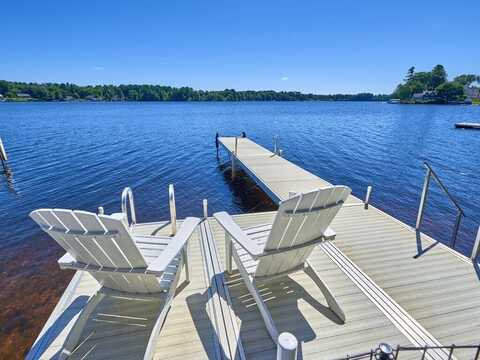 11 Lakeshore Drive Ext, West Brookfield, MA 01585