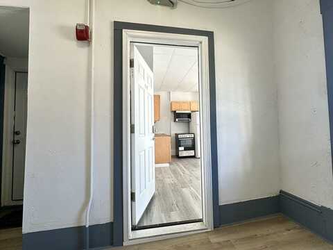10 Allen Street, Worcester, MA 01610