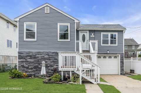 825 Lorillard Avenue, Union Beach, NJ 07735