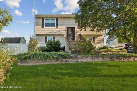 2116 4th Avenue, Toms River, NJ 08753
