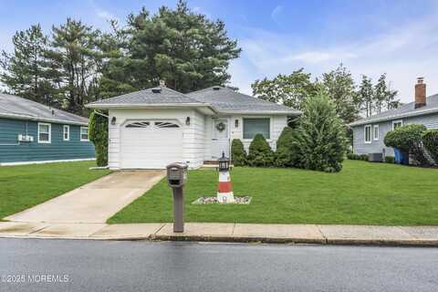 271 Harrington Drive N, Toms River, NJ 08757