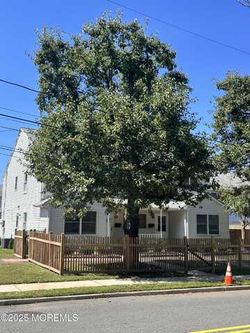 32 Broad Street, Matawan, NJ 07747