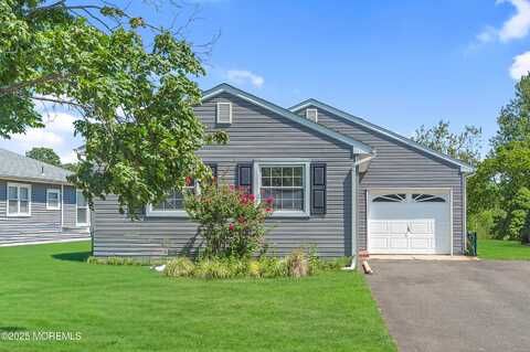 214 Harrington Drive N, Toms River, NJ 08757