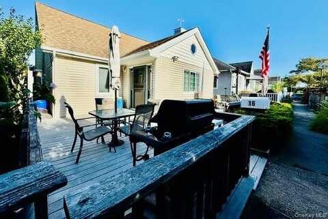 16 November Walk, Long Beach, NY 11561