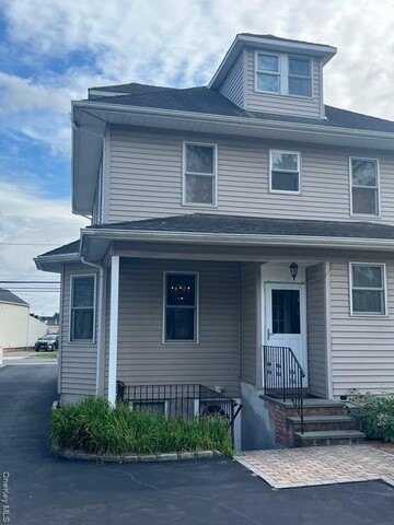 172 W Nicholai Street, Hicksville, NY 11801