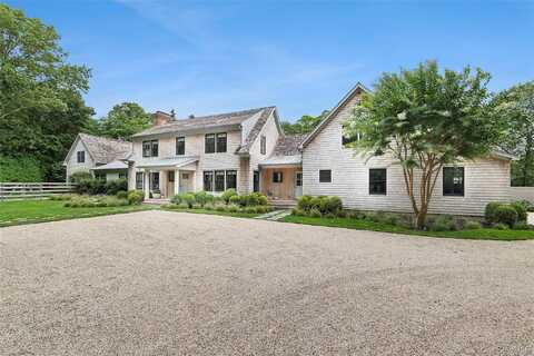 42 Hedge Row Lane, East Hampton, NY 11937
