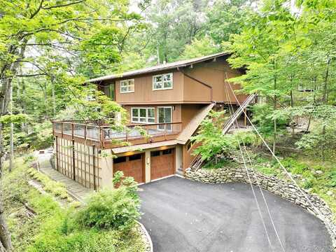 4 Steinway Court, Suffern, NY 10901