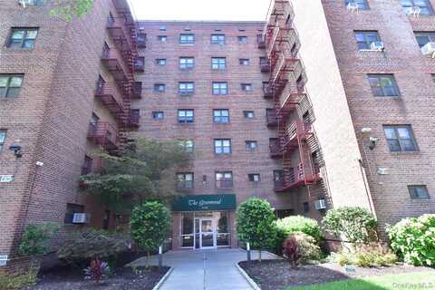 87-30 204 Street, Hollis, NY 11423