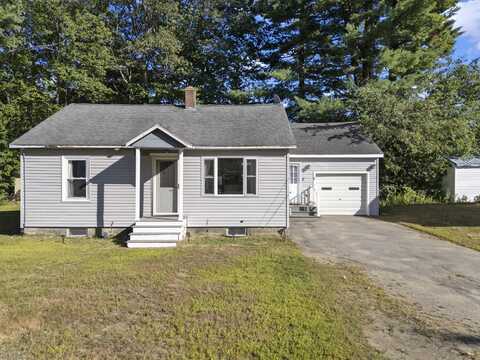 31 Bonython Avenue, Saco, ME 04072