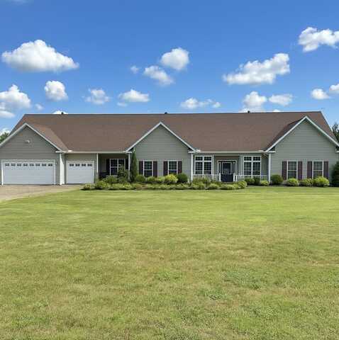 183 Pulcifur Road, Mapleton, ME 04757