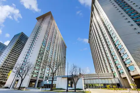 3600 N LAKE SHORE Drive, Chicago, IL 60613